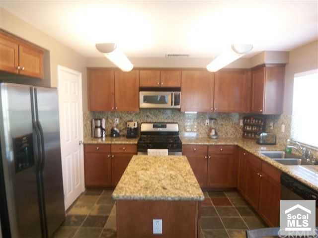 20 Palladium Lane Ladera Ranch, CA 92694 - Photo 1 of 1 Upgraded Kitchen