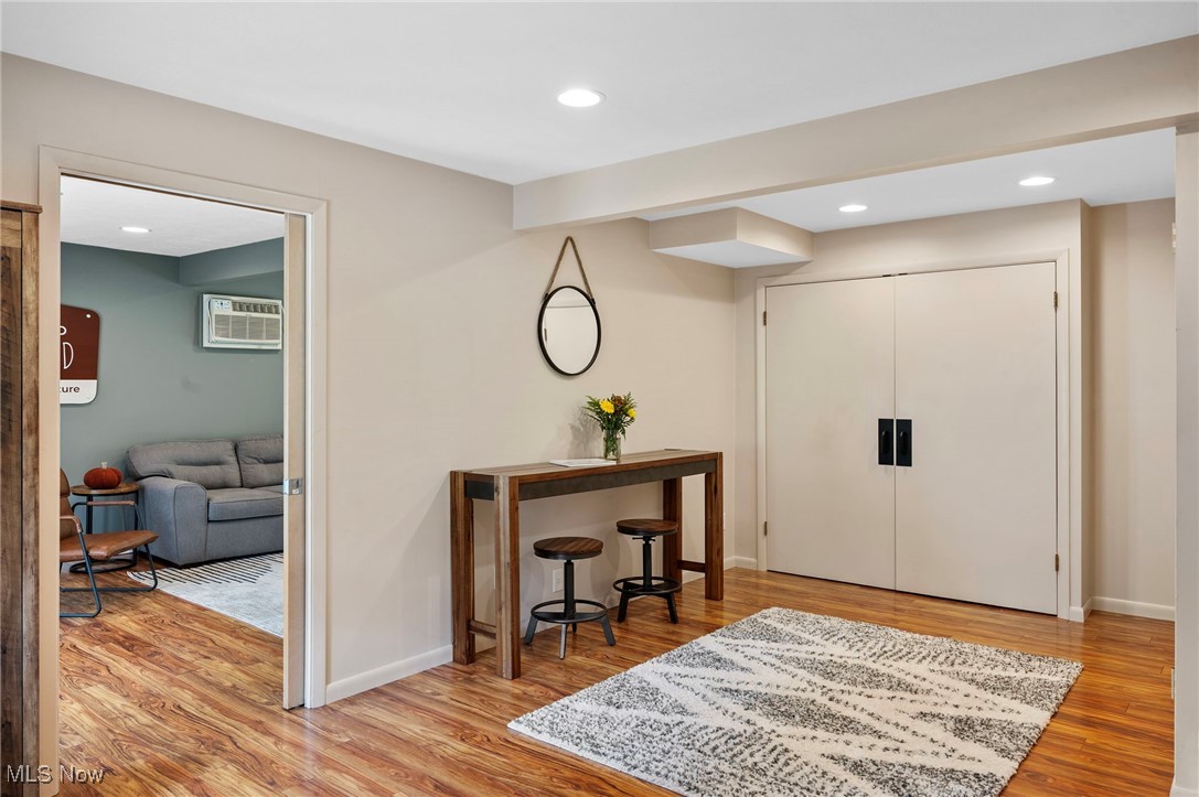 6081 Riverview Road Peninsula, OH 44264 - Photo 2 of 34 Main floor