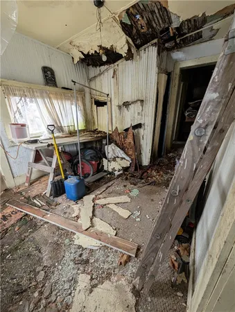 $49,900 | 10 East Main Street, Canisteo, NY 14823