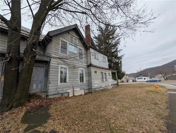 $49,900 | 10 East Main Street, Canisteo, NY 14823