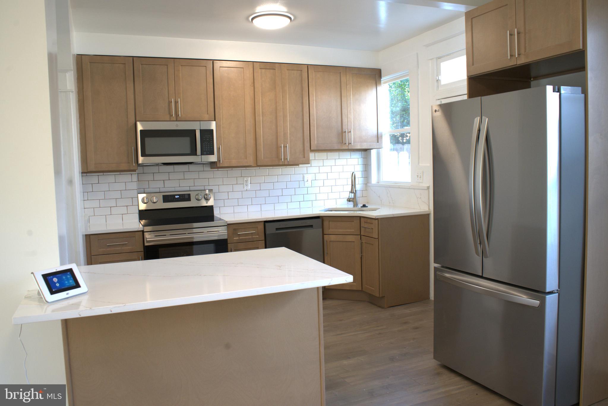 117 South Wickham Road Baltimore, MD 21229 - Photo 23 of 121 Kitchen2