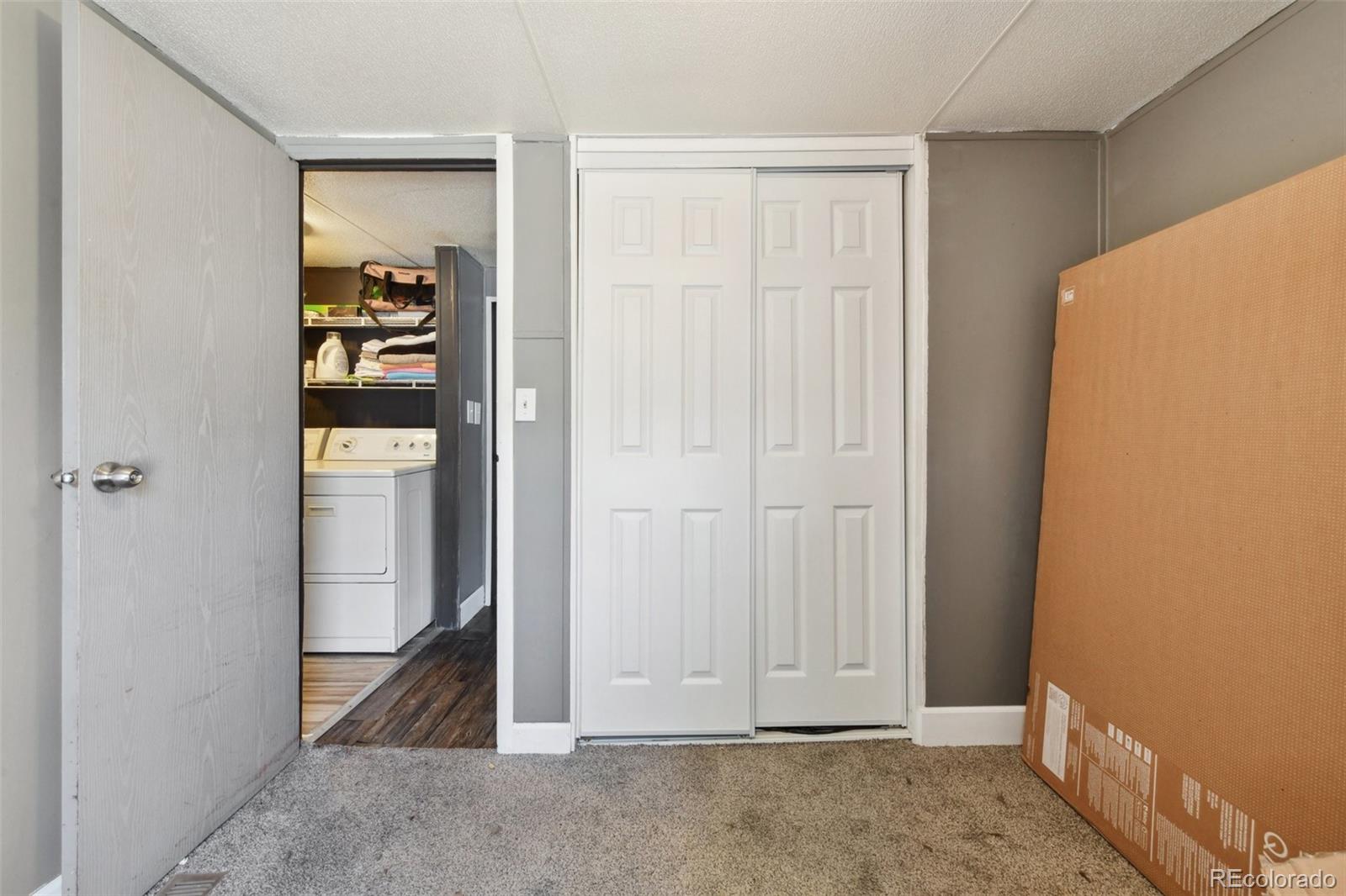 9400 North Elm Court Denver, CO 80260 - Photo 18 of 23