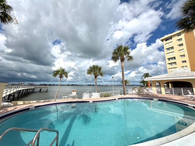 4775 Cove Circle, Unit 1102 St. Petersburg, FL 33708 - Photo 19 of 20