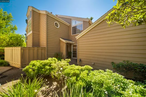 $989,000 | 1809 Stratton Circle, Walnut Creek, CA 94598