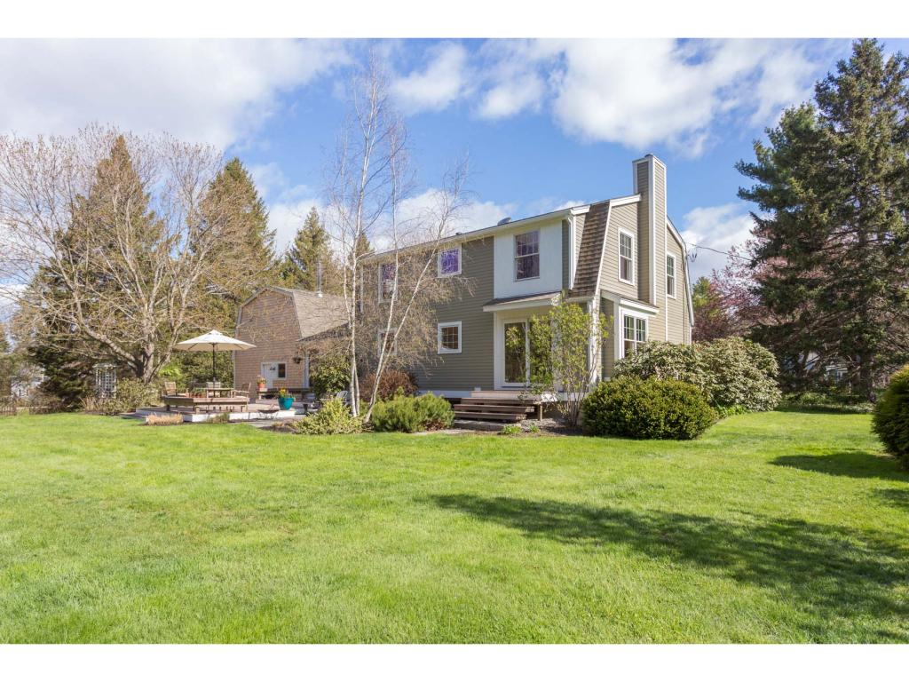 65 River Road Stratham, NH 03885 - Photo 2 of 33