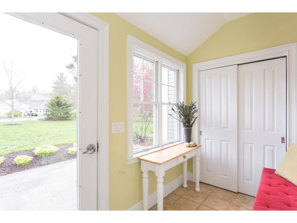 65 River Road Stratham, NH 03885 - Photo 17 of 33