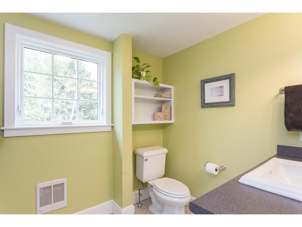 65 River Road Stratham, NH 03885 - Photo 23 of 33