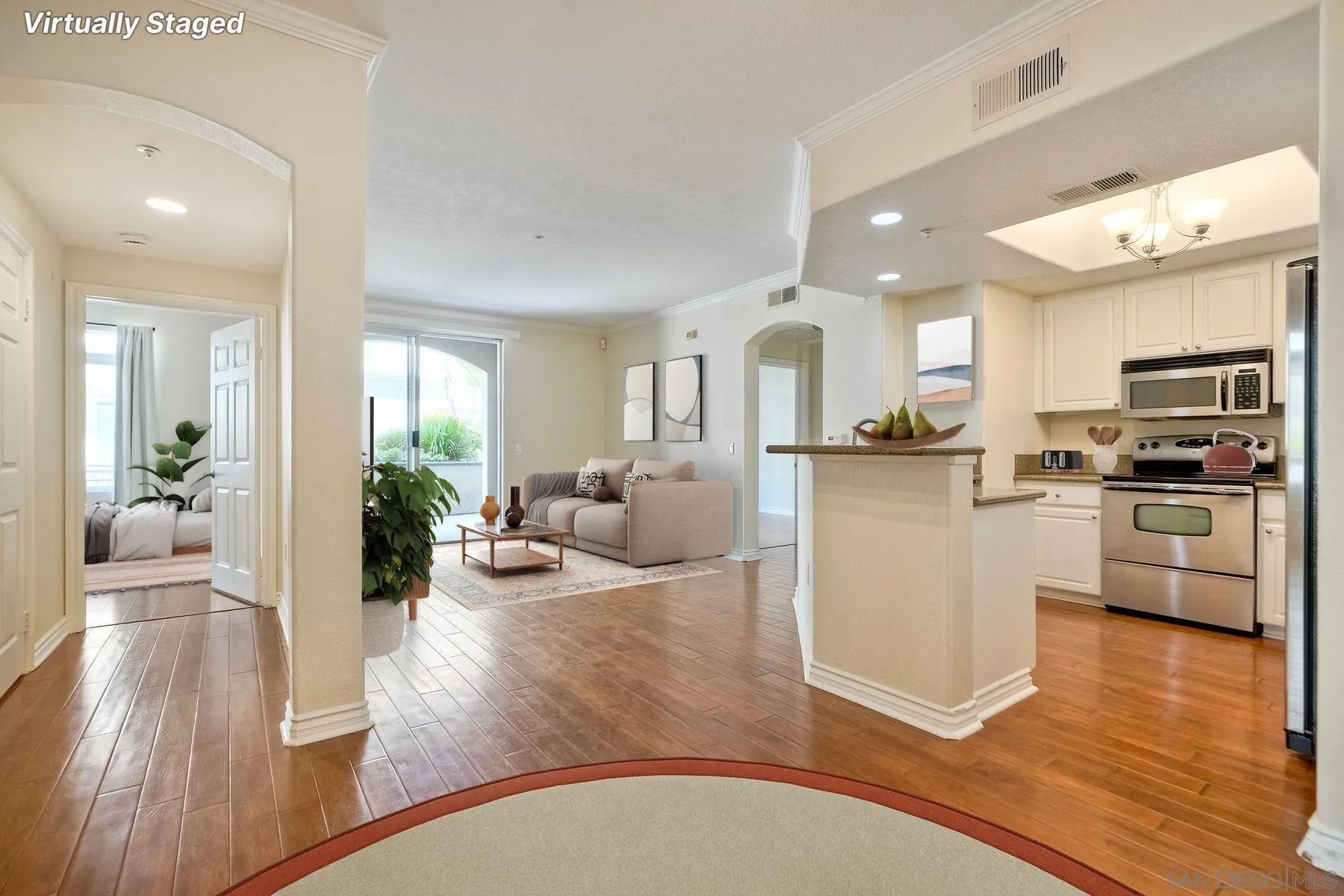 9253 Regents Road, Unit A110 La Jolla, CA 92037 - Photo 4 of 36
