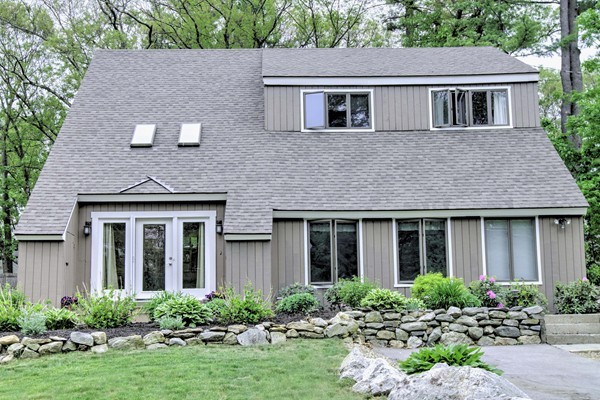 72 Parker Road Chelmsford, MA 01824 - Photo 1 of 30 Gallery Image 1