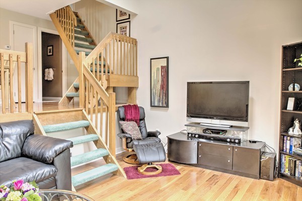 72 Parker Road Chelmsford, MA 01824 - Photo 4 of 30 Gallery Image 4