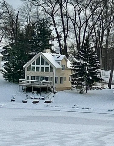 $650,000 | 727 Treasure Island Drive, Mattawan, MI 49071