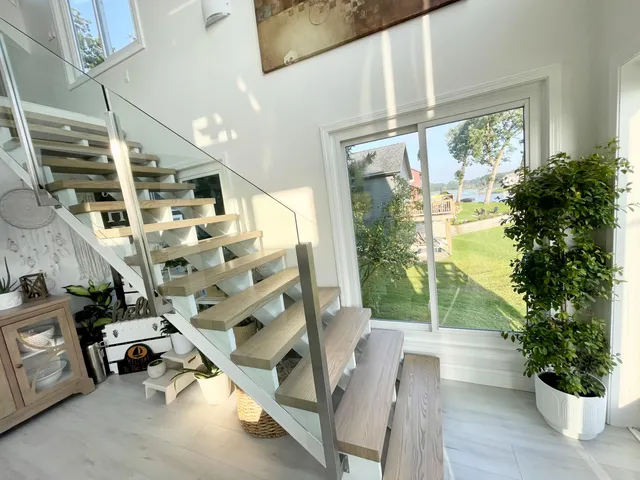 $650,000 | 727 Treasure Island Drive, Mattawan, MI 49071