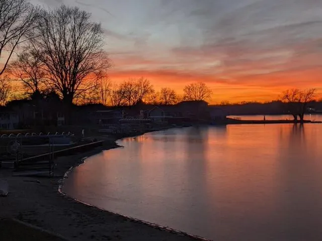 $650,000 | 727 Treasure Island Drive, Mattawan, MI 49071