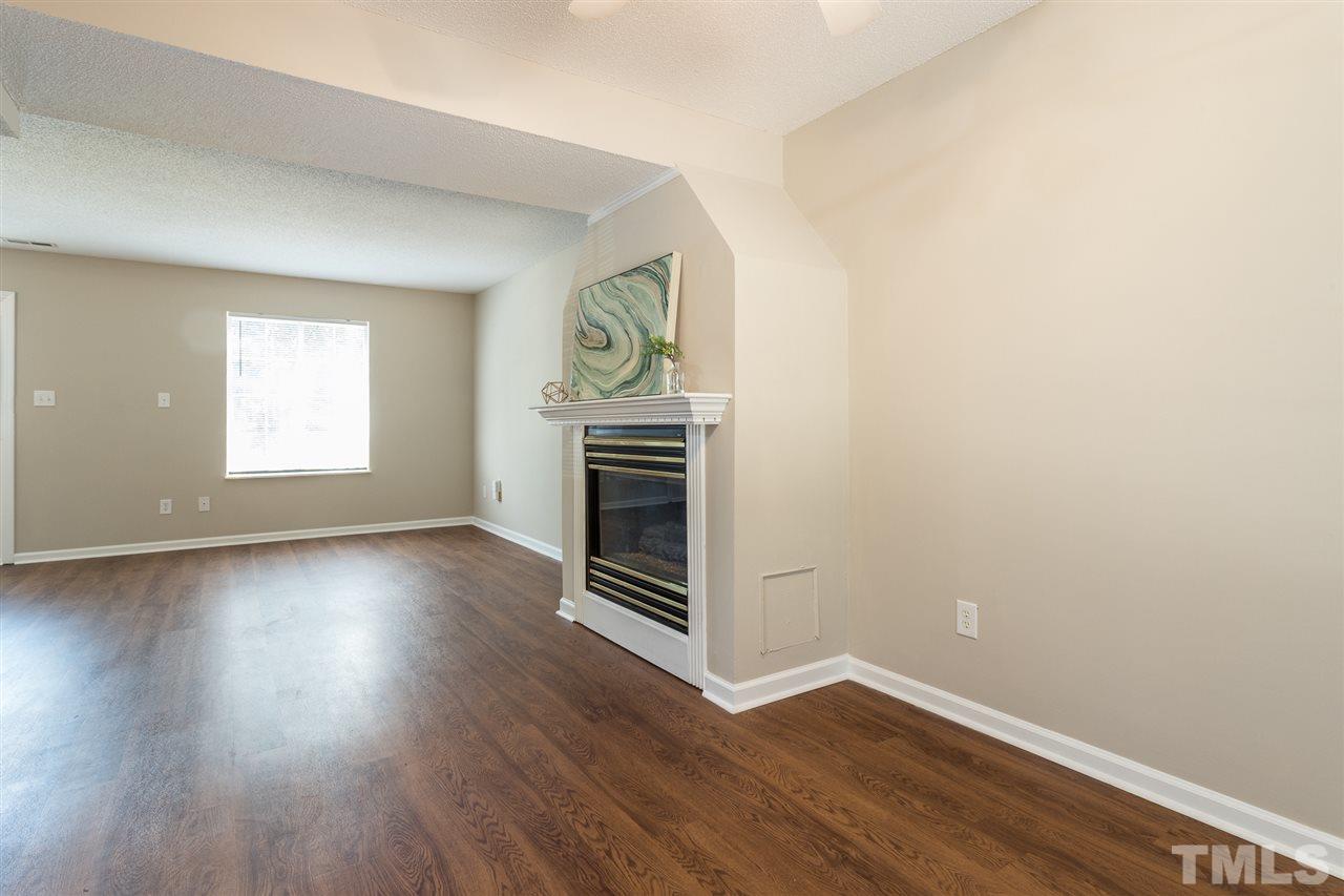 8608 Keegan Court Raleigh, NC 27613 - Photo 2 of 29 Gallery Image 2
