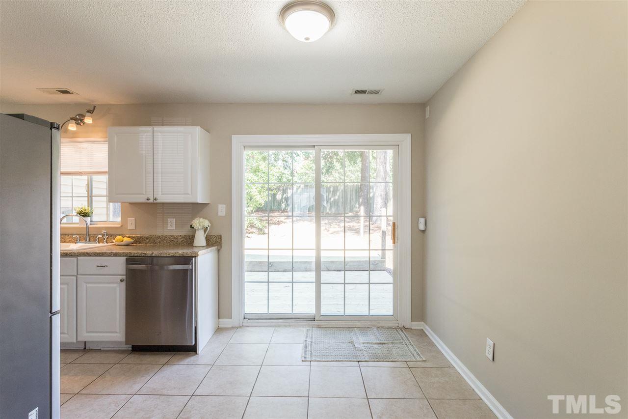 8608 Keegan Court Raleigh, NC 27613 - Photo 12 of 29 Gallery Image 12
