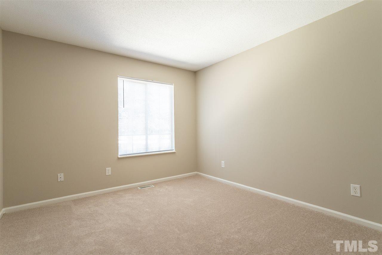 8608 Keegan Court Raleigh, NC 27613 - Photo 19 of 29 Gallery Image 19