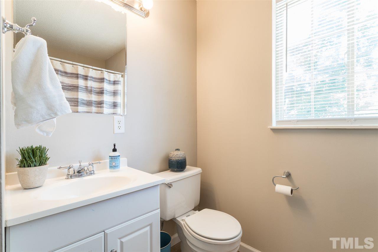 8608 Keegan Court Raleigh, NC 27613 - Photo 21 of 29 Gallery Image 21