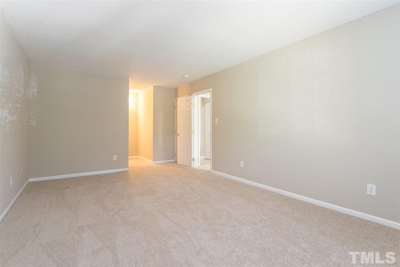 8608 Keegan Court Raleigh, NC 27613 - Photo 23 of 29 Gallery Image 23