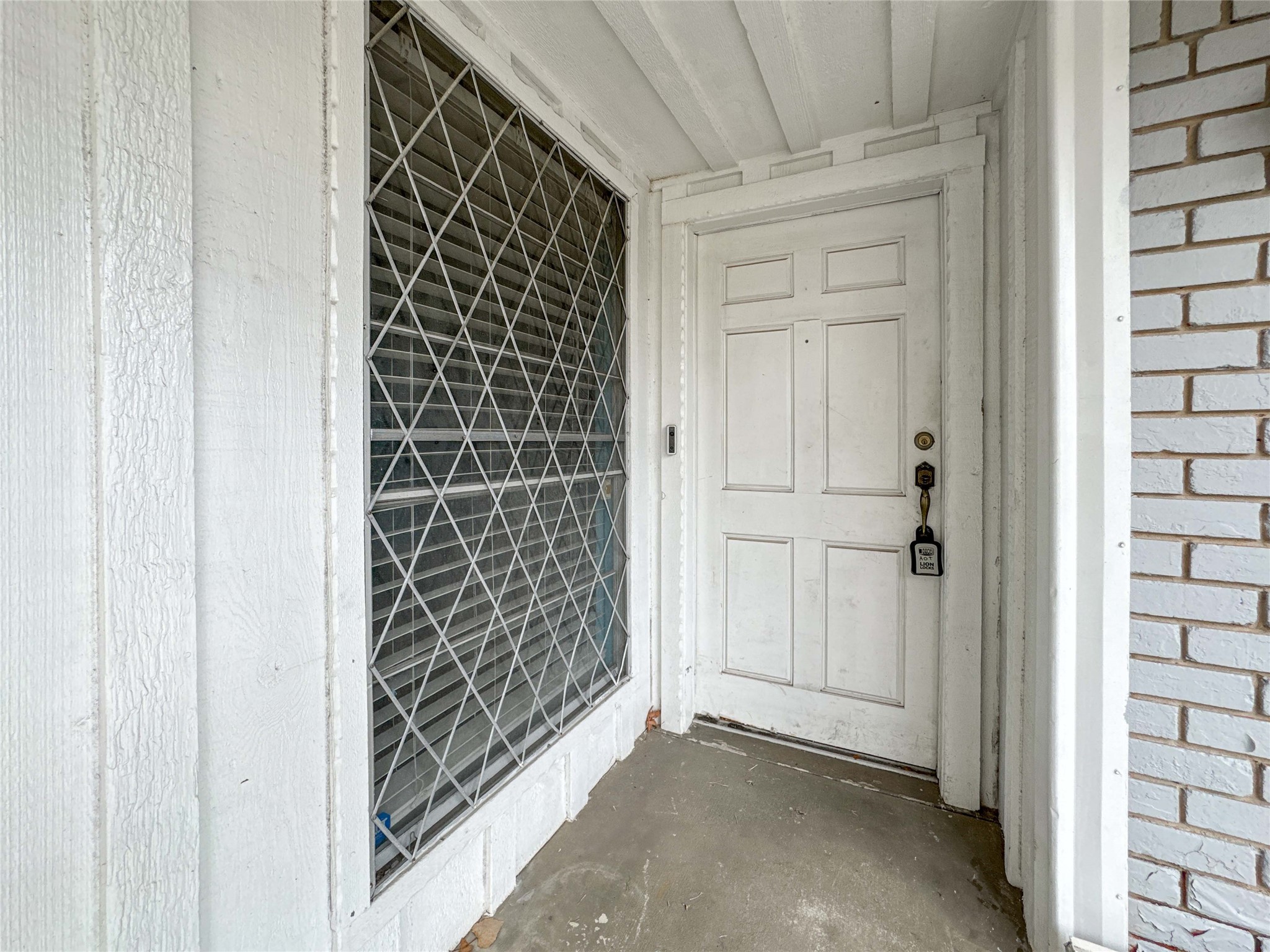 4522 Sage Circle Baytown, TX 77521 - Photo 5 of 33 a view of front door with wooden floor