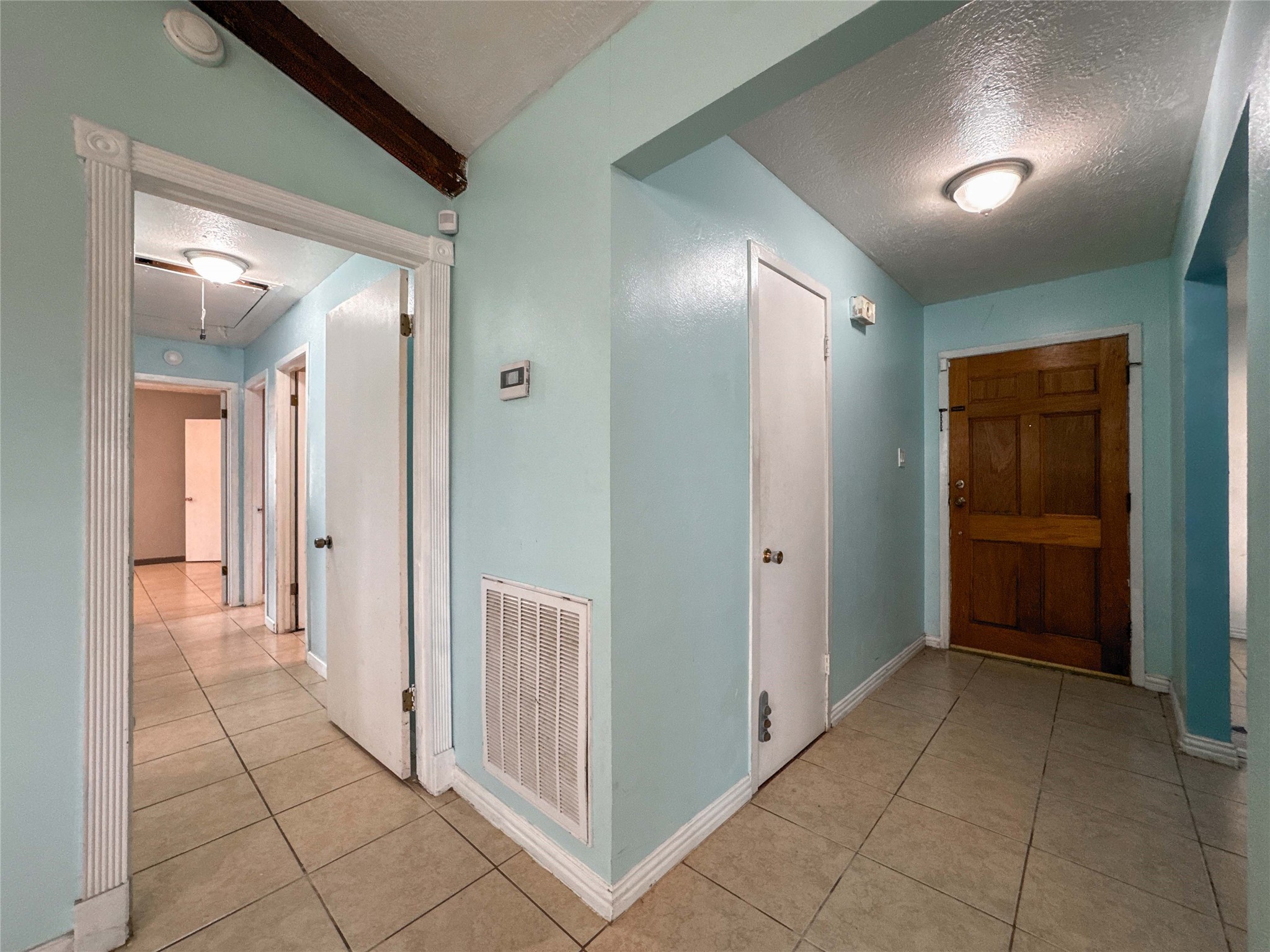 4522 Sage Circle Baytown, TX 77521 - Photo 7 of 33 a view of a hallway to rooms