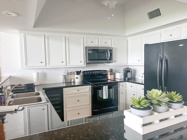 146 April Point Drive South Conroe, TX 77356 - Photo 4 of 18