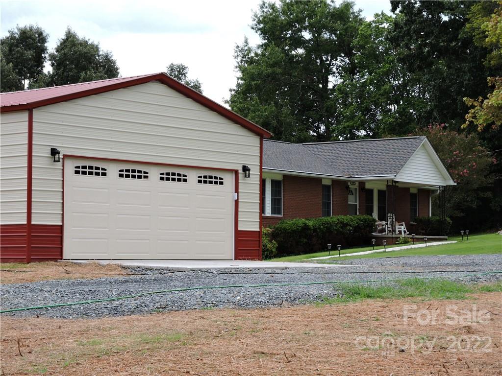 319 Onvil Road Mount Gilead, NC 27306 - Photo 11 of 46 Gallery Image 11