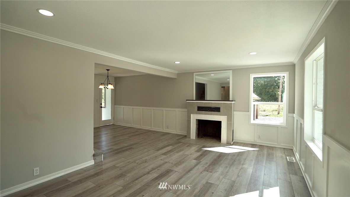 8105 Vernon Road Lake Stevens, WA 98258 - Photo 6 of 34 Gallery Image 6