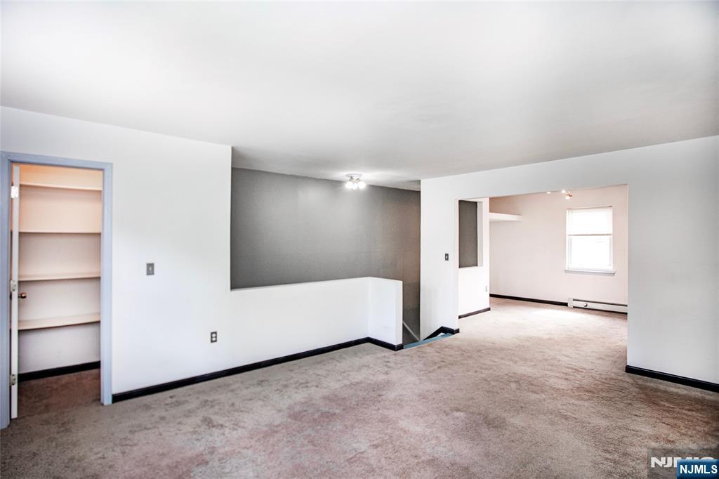 1130 Valley Road, Unit 2B Wayne, NJ 07470 - Photo 5 of 47