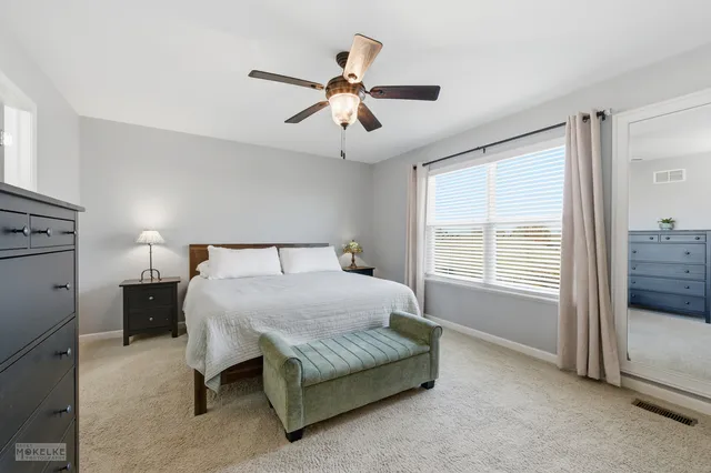 $410,000 | 8115 Settlers Pond Way, Joliet, IL 60431