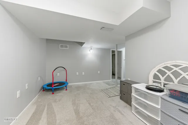 $410,000 | 8115 Settlers Pond Way, Joliet, IL 60431