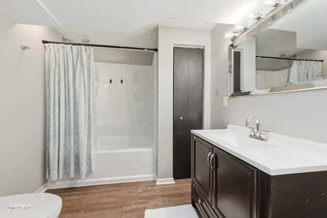 $410,000 | 8115 Settlers Pond Way, Joliet, IL 60431