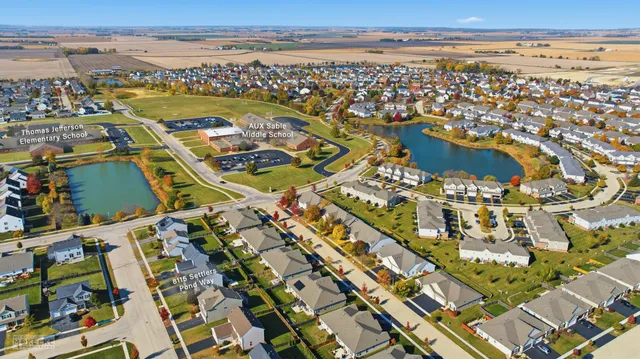 $410,000 | 8115 Settlers Pond Way, Joliet, IL 60431