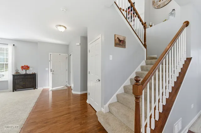 $410,000 | 8115 Settlers Pond Way, Joliet, IL 60431