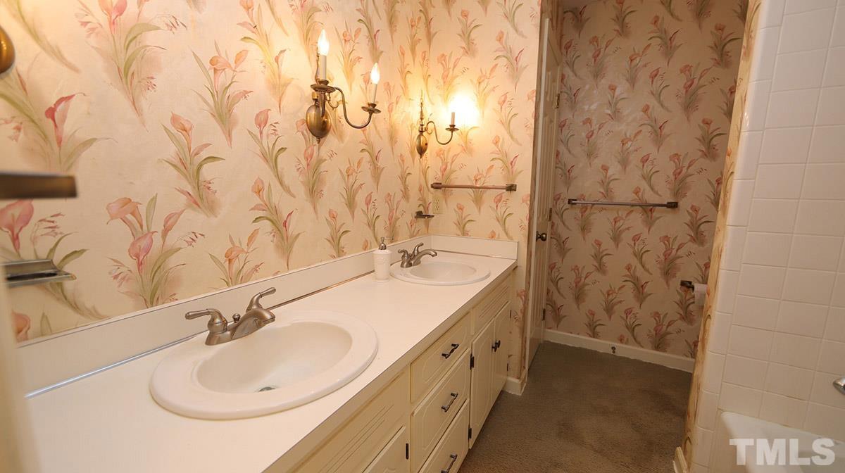 9417 Barton Creek Road Raleigh, NC 27615 - Photo 19 of 24