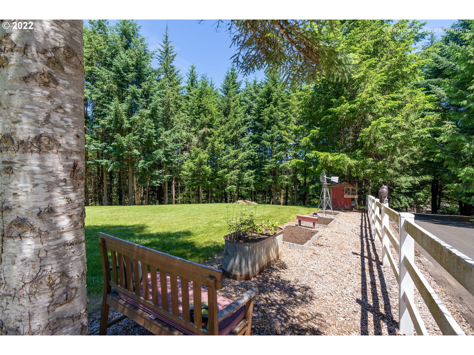 1492 Southwest Borland Road West Linn, OR 97068 - Photo 25 of 29 Gallery Image 25