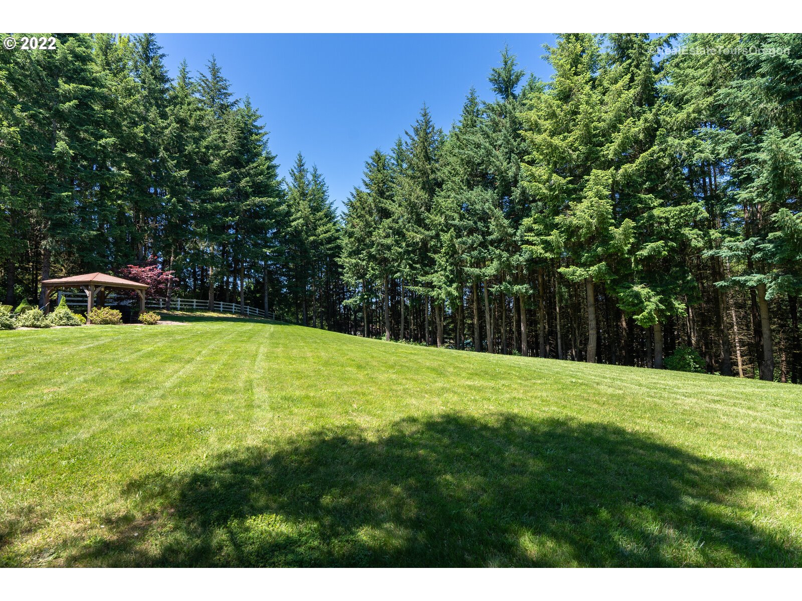 1492 Southwest Borland Road West Linn, OR 97068 - Photo 26 of 29 Gallery Image 26