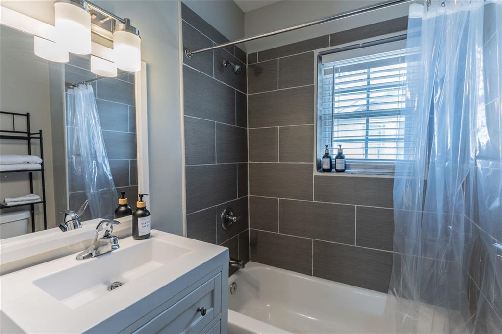 1764 Spring Avenue Atlanta, GA 30344 - Photo 25 of 64