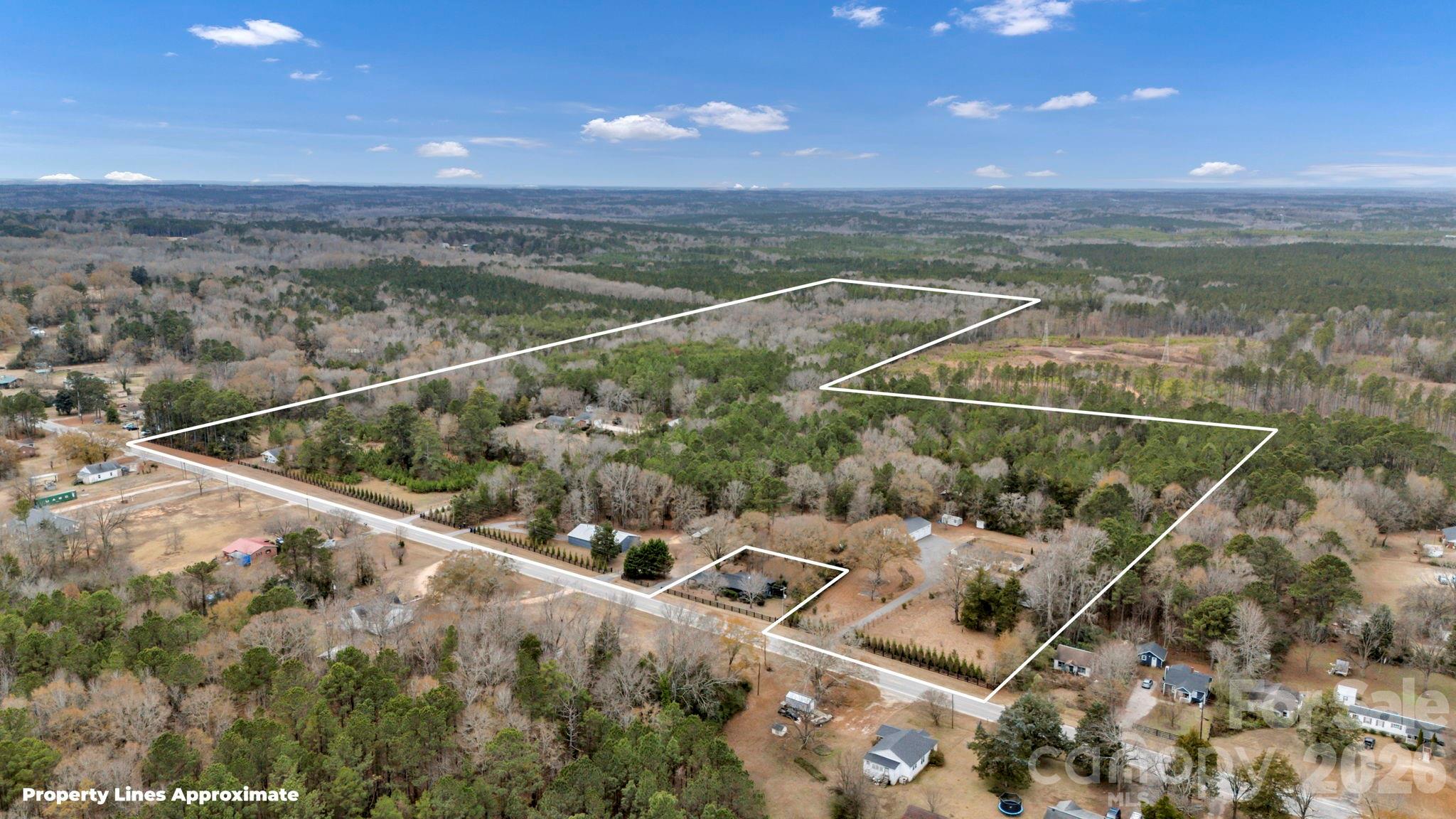 6312 Richburg Road Great Falls, SC 29055 - Photo 5 of 12 a view of a balcony with a yard