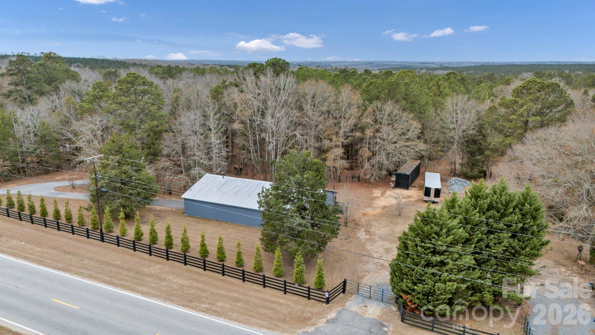 6312 Richburg Road Great Falls, SC 29055 - Photo 6 of 12 a view of a yard and front view of a house with a yard