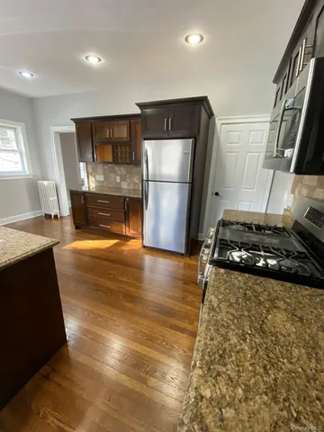 $4,000 | 321 Hayward Avenue, Mount Vernon, NY 10552