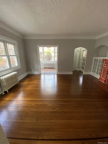 $4,000 | 321 Hayward Avenue, Mount Vernon, NY 10552