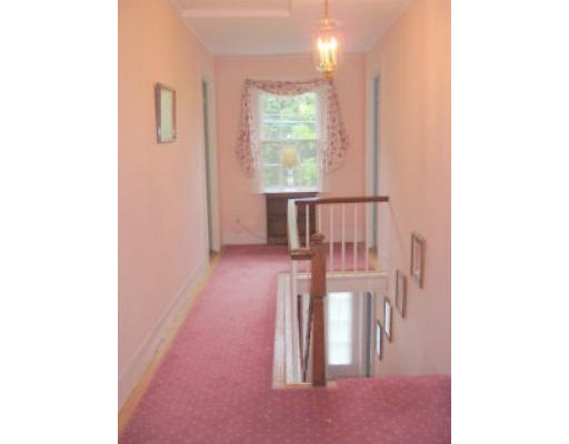 13 Maple Street Lexington, MA 02420 - Photo 14 of 15 Gallery Image 14