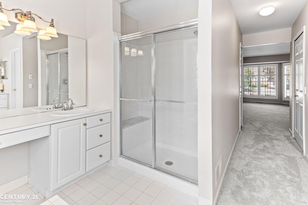 1050 Pointe Pl Boulevard Rochester, MI 48307 - Photo 26 of 50