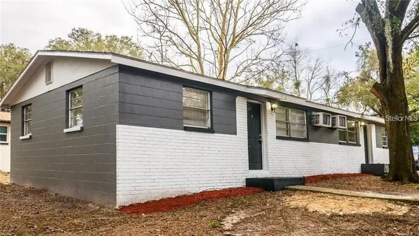 $1,250 | 9416 Greystone Road, Unit A, Thonotosassa, FL 33592