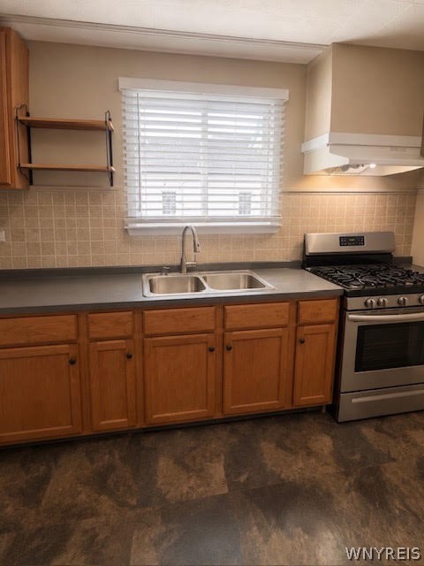 127 14th Street Buffalo, NY 14213 - Photo 5 of 24 Lower Kitchen
