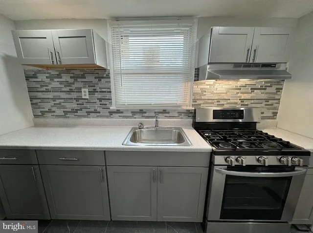 $1,650 | 2630 McCarey Street, Chester, PA 19013