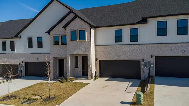 $3,000 | 2374 Usman Drive, Irving, TX 75062