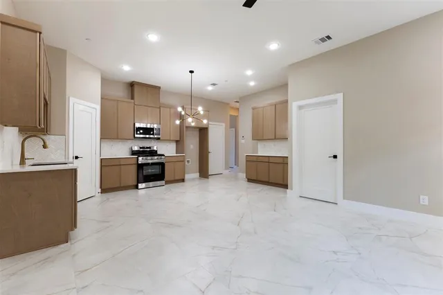 $3,000 | 2374 Usman Drive, Irving, TX 75062