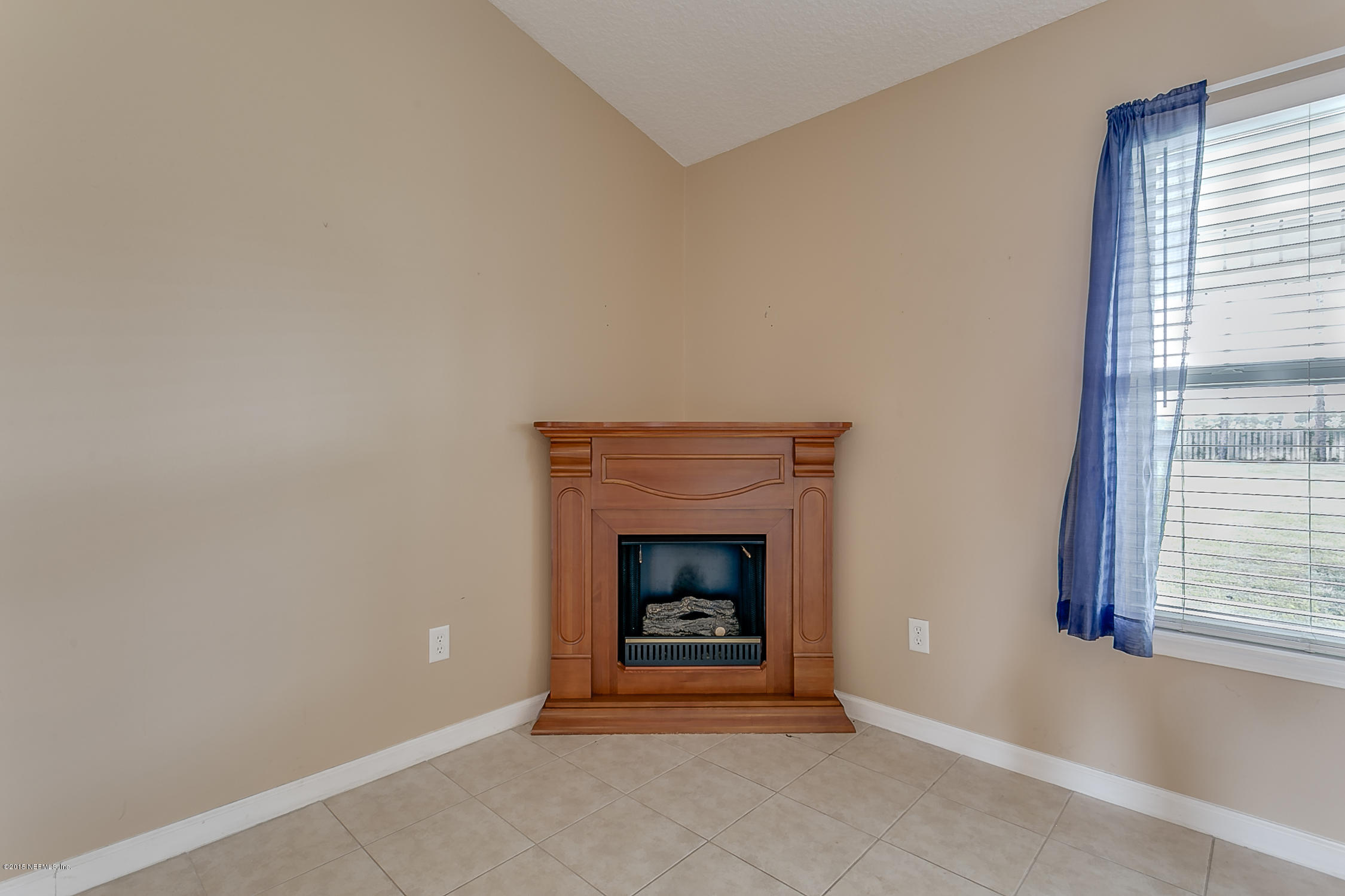 2863 Longleaf Ranch Circle Middleburg, FL 32068 - Photo 6 of 33 Fireplace