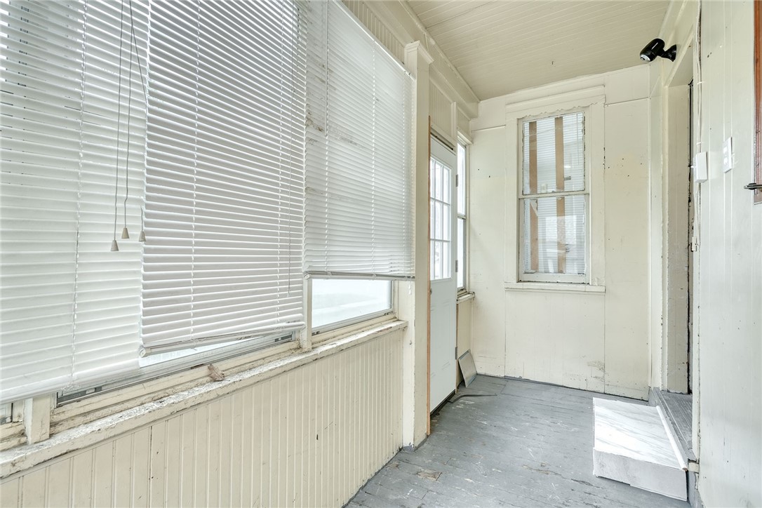 498 Emerson Street Rochester, NY 14613 - Photo 37 of 39